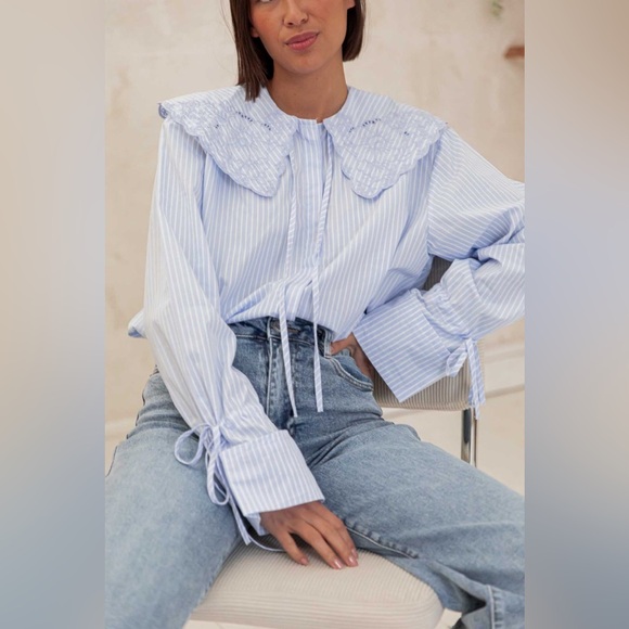 H&M Divided Striped Poplin Blouse with Embroidered Collar – Size L - Picture 1 of 6